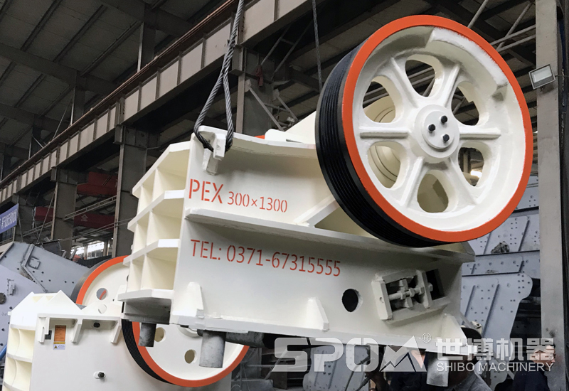 PEX300X1300顎式破碎機(jī)